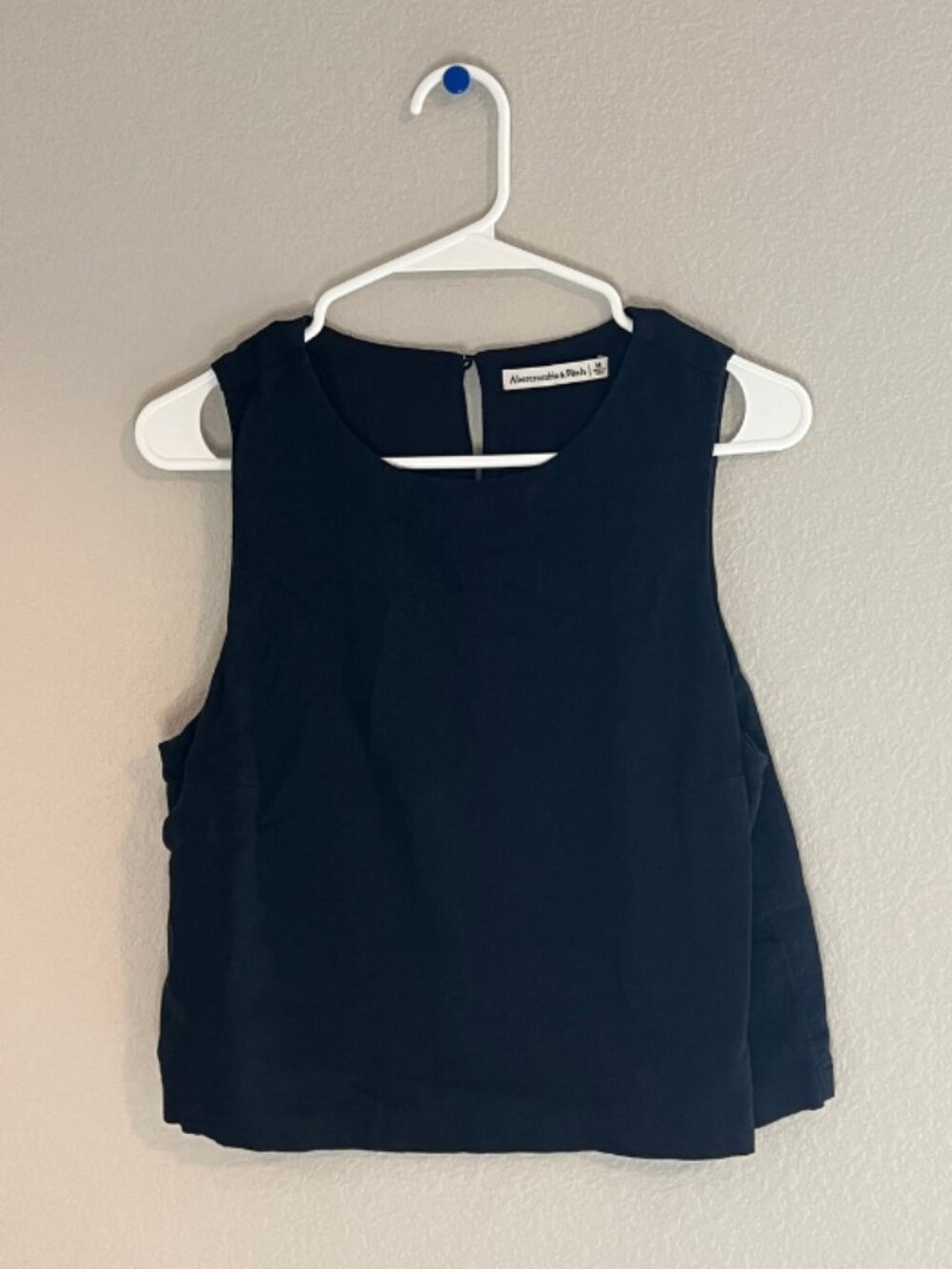 Abercrombie & Fitch Women's Medium Black Sleeveless Textured Tank Top